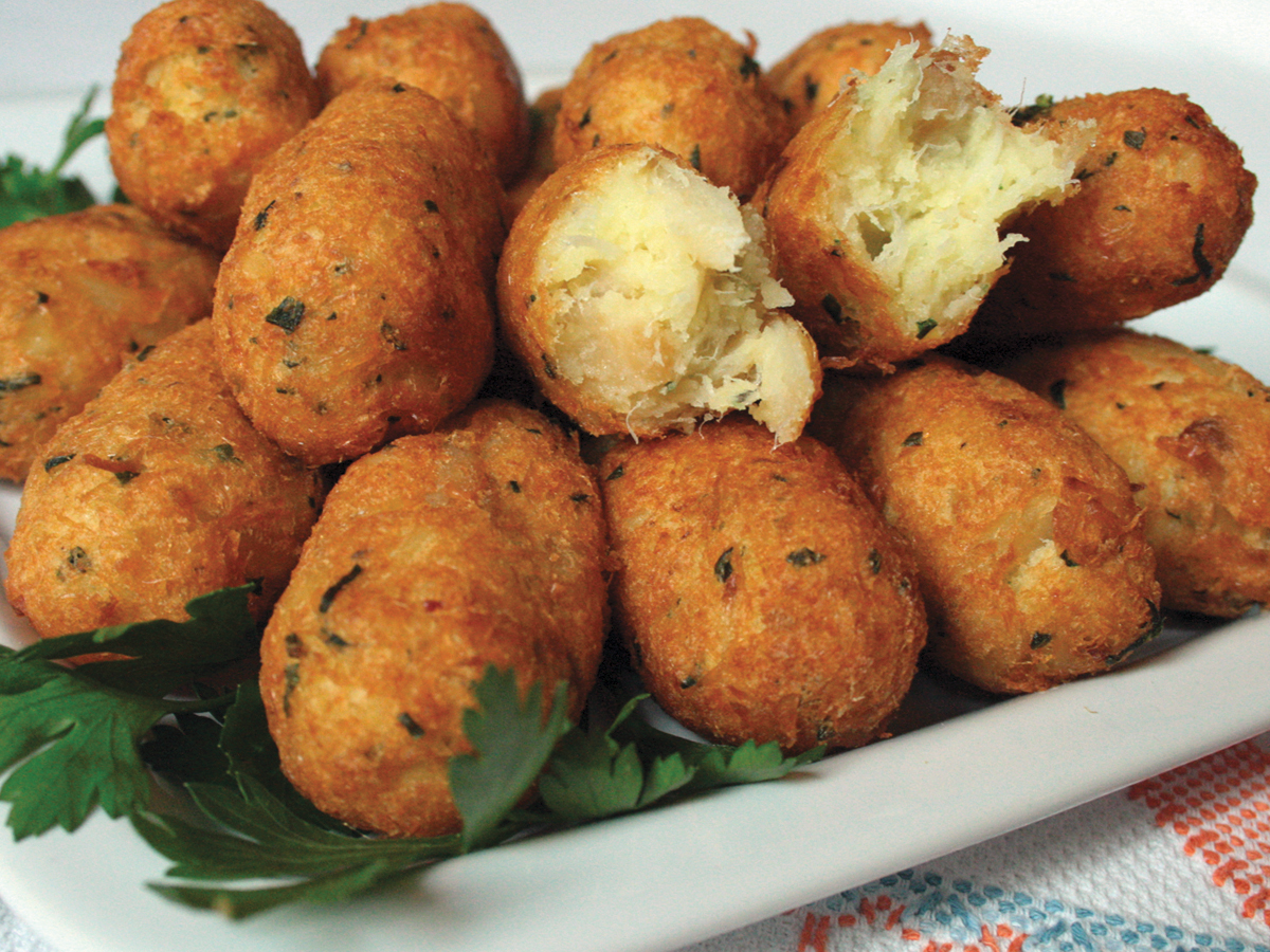 Bolinho de bacalhau (Crocchette di baccalà)