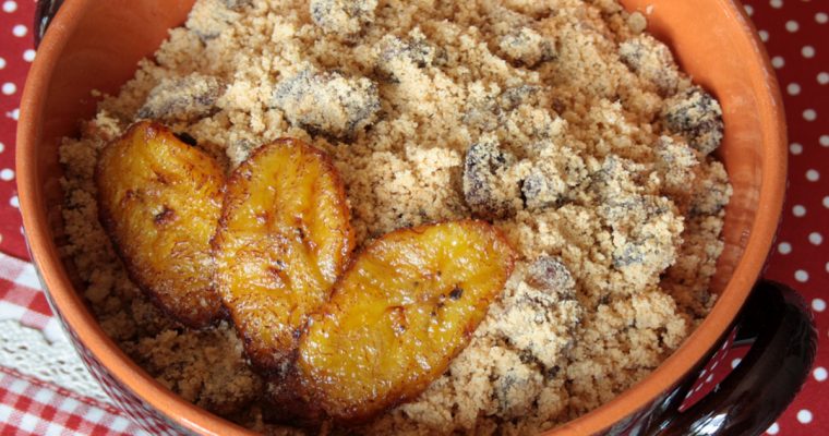 Farofa de banana da terra (Plaintain “farofa”)