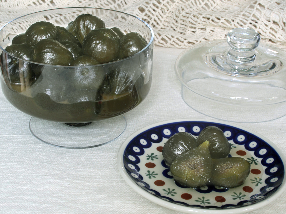 Figo verde em calda (Green Fig Preserve)