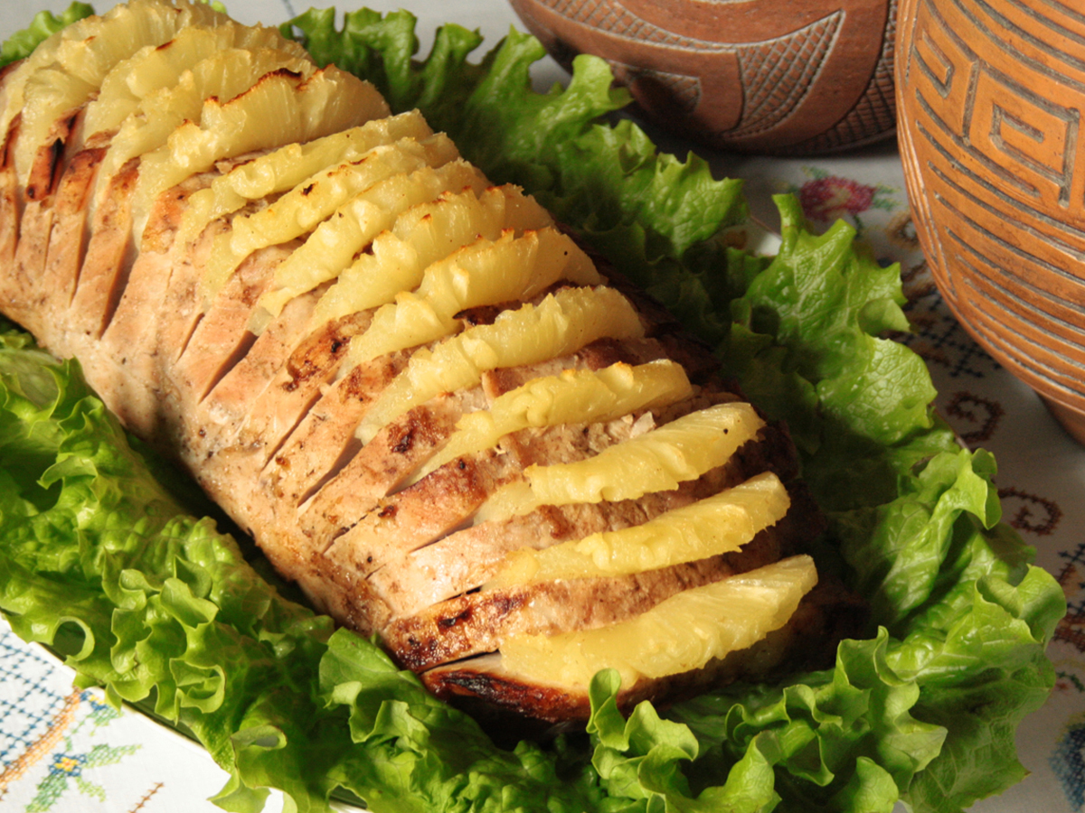 Lombo com abacaxi (Roast Pork Loin with Pineapple)