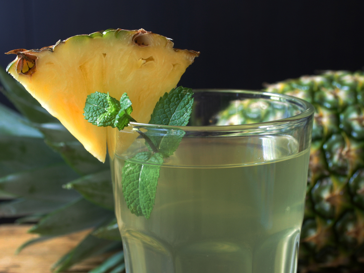 Suco de abacaxi (Pineapple Juice)