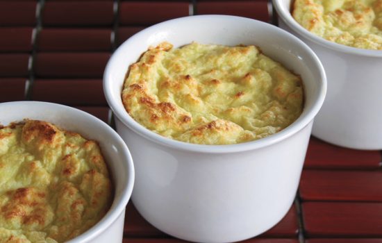 Suflê de chuchu (Chayote Soufflé)