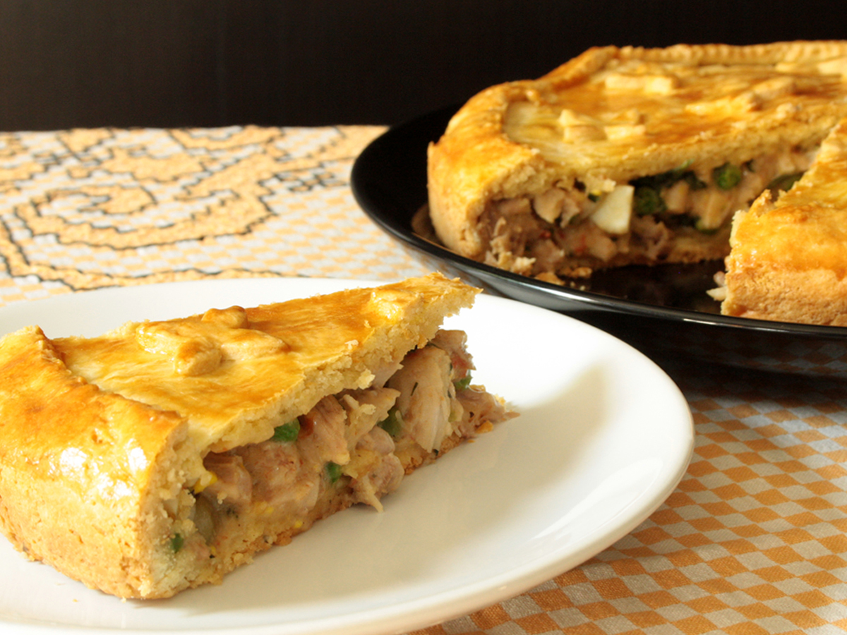 Torta de frango (Chicken Pie)