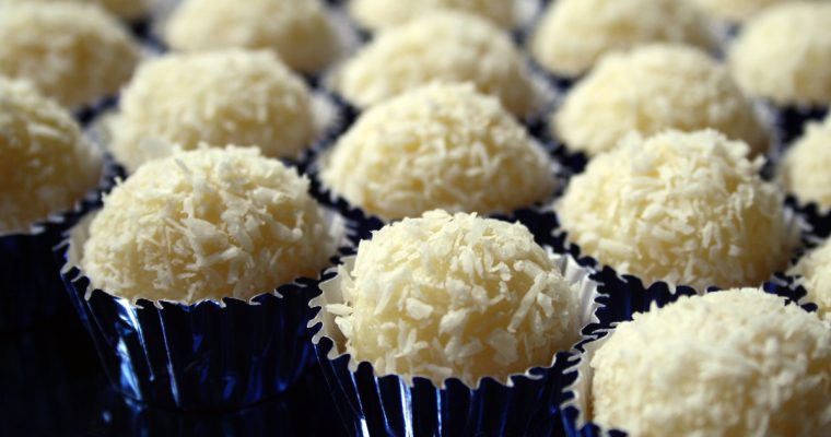 Beijinho (Coconut Balls)