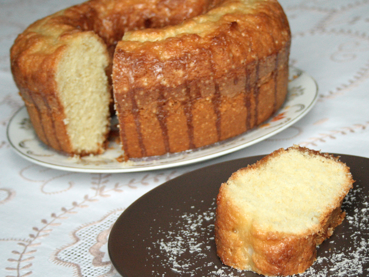 Bolo com leite de coco (Ciambella al cocco)