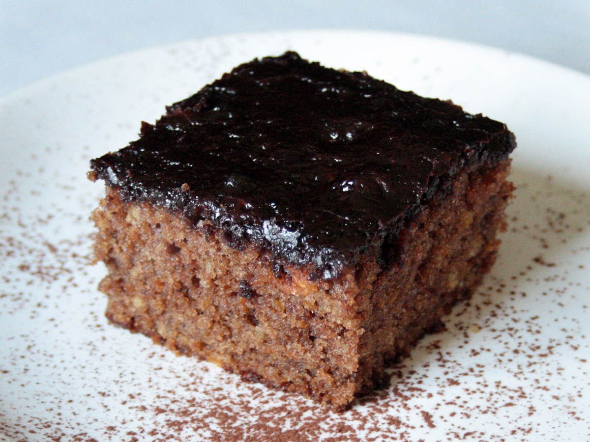 Bolo de cenoura (Torta di carotE)