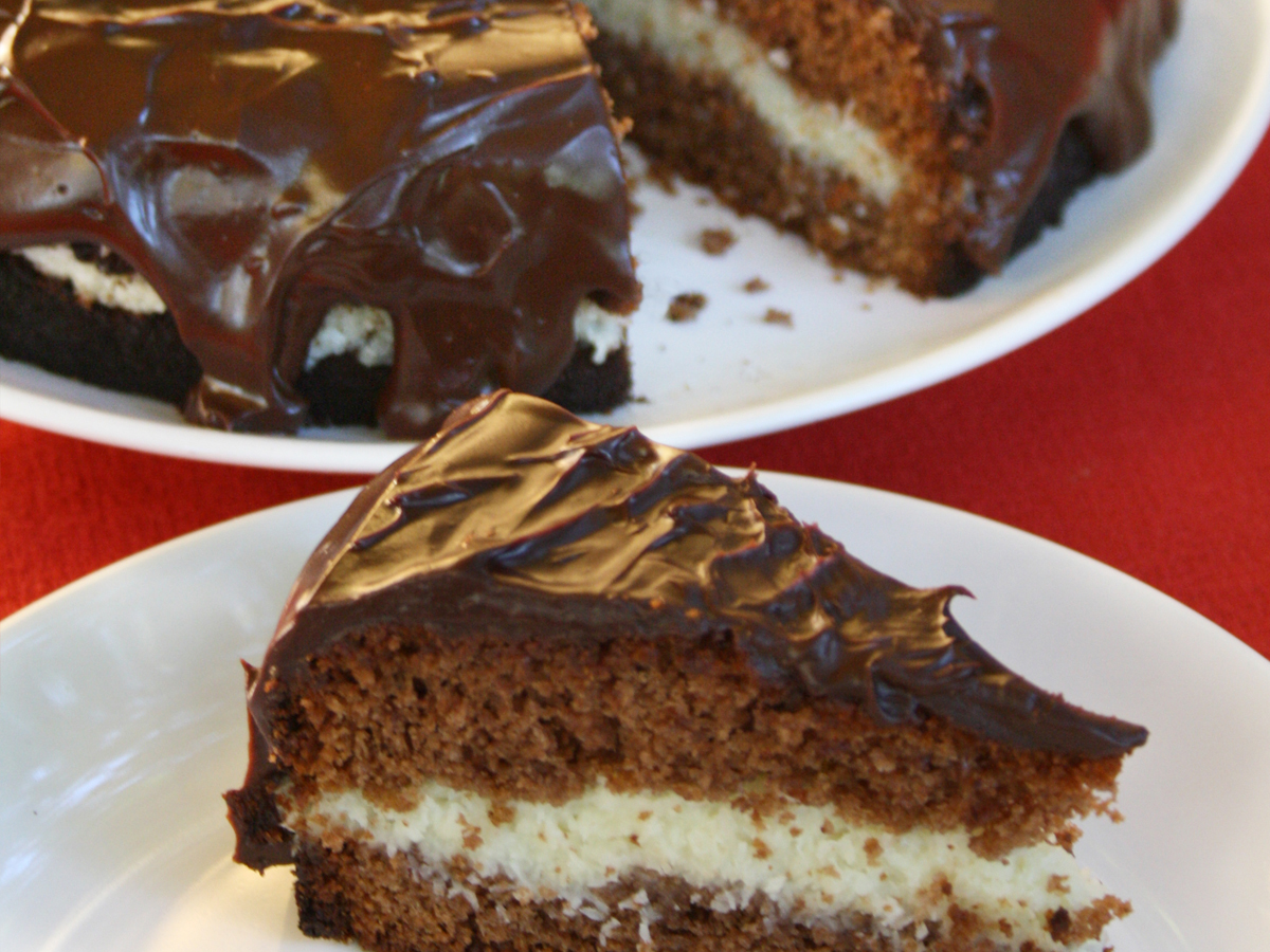 Bolo Prestígio (Chocolate Coconut Cake)