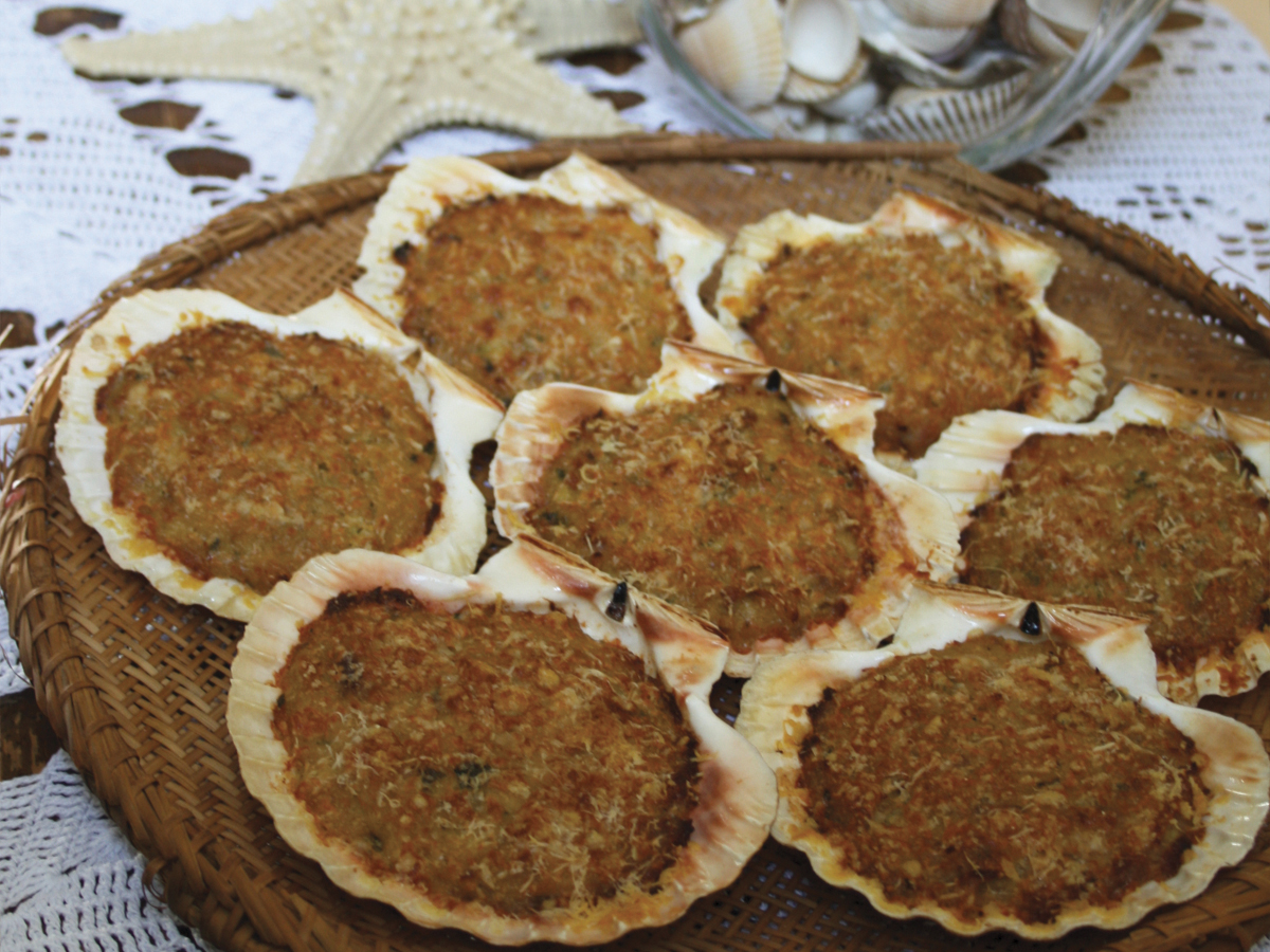 Casquinha de siri (Stuffed Crab Shells)