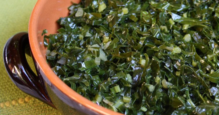Couve refogada (Braised cabbage)