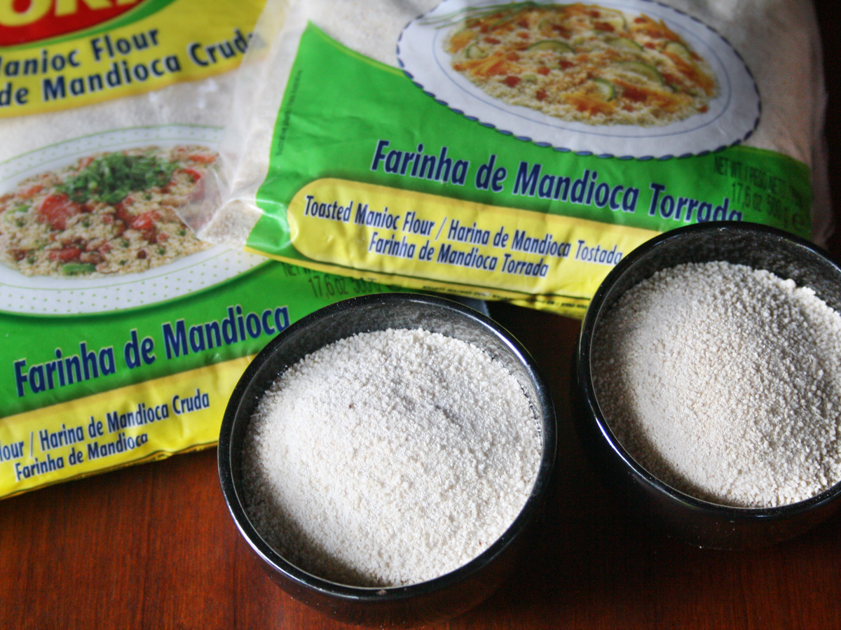 Farinha de mandioca (Manioc flour)