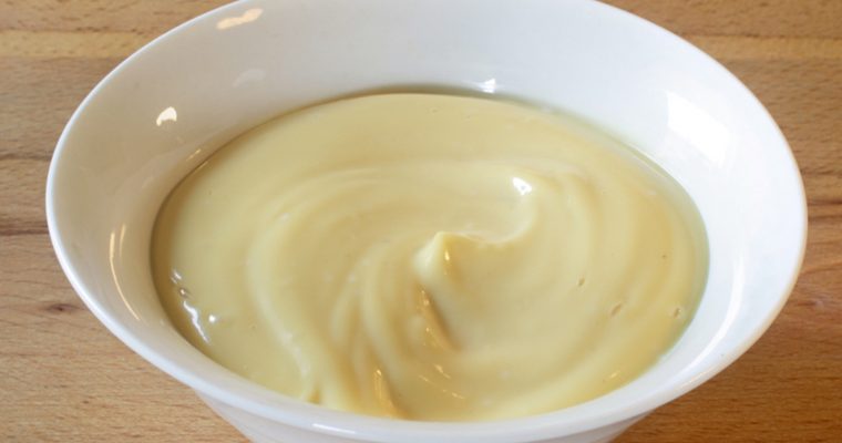 Maionese (How to make homemade mayonnaise)