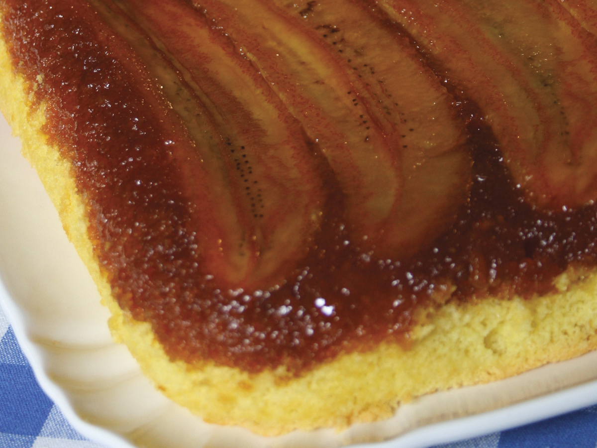 Pão-de-Ló com banana (Banana Sponge Cake)